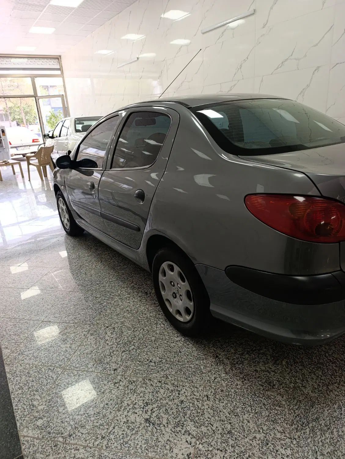 پژو ۲۰۶ صندوق دار v8 - 1394