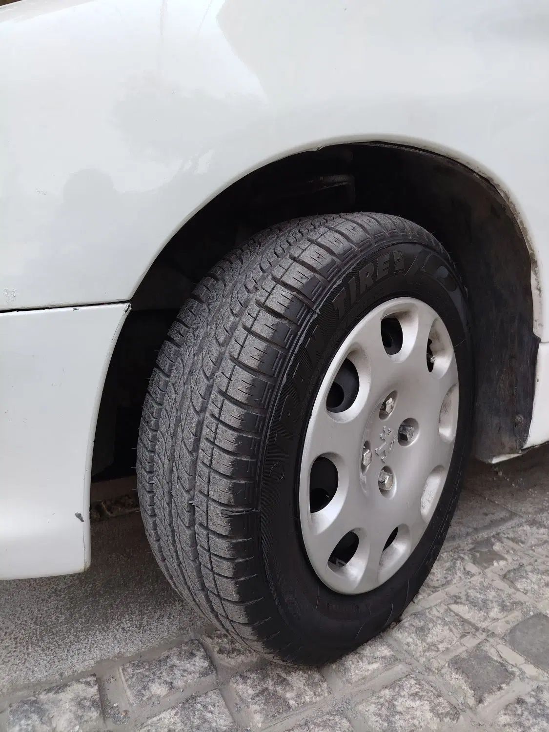 پژو ۲۰۶ صندوق دار v8 - 1395