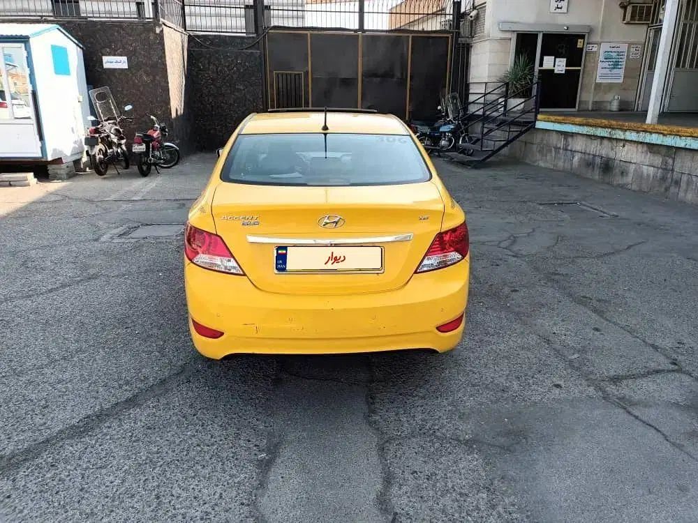 هیوندای اکسنت 1.6 لیتر بلو - 2015