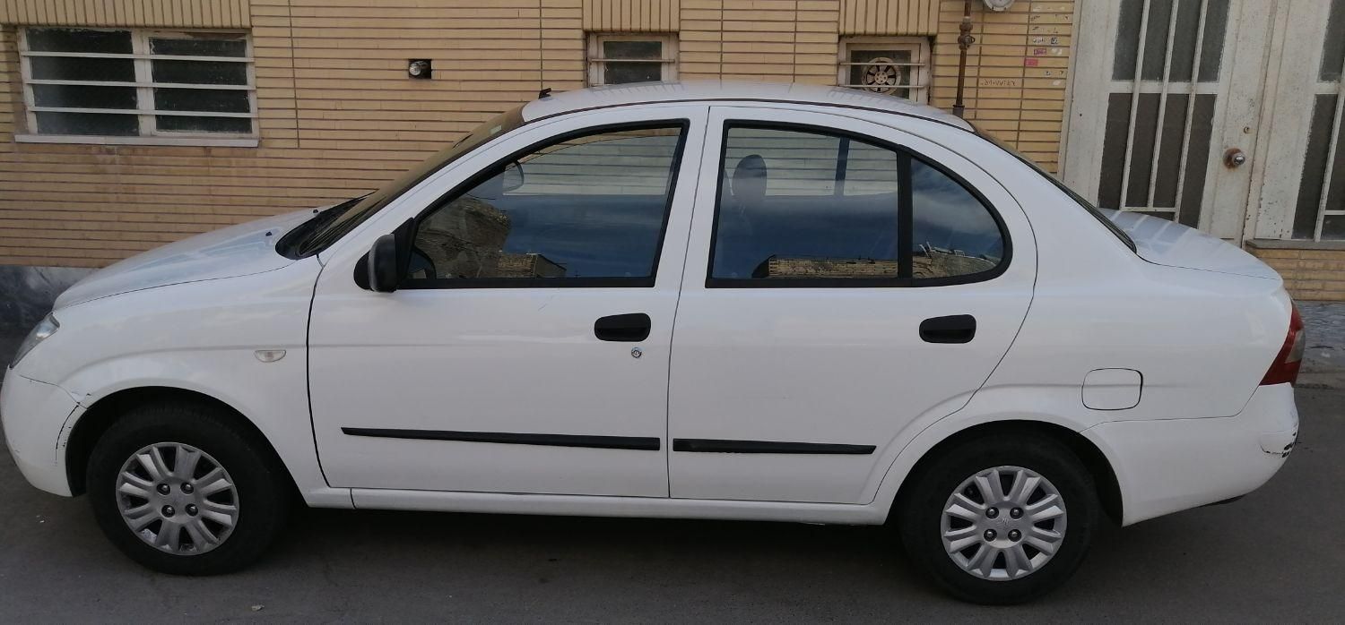 تیبا صندوق دار SX - 1399