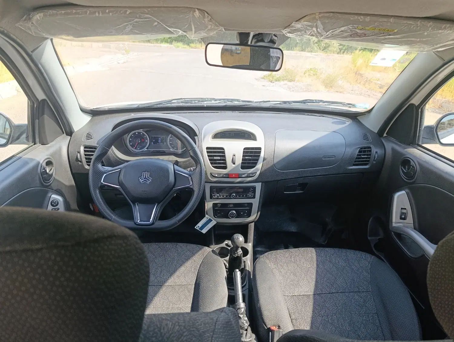 کوییک R دنده‌ای - 1403
