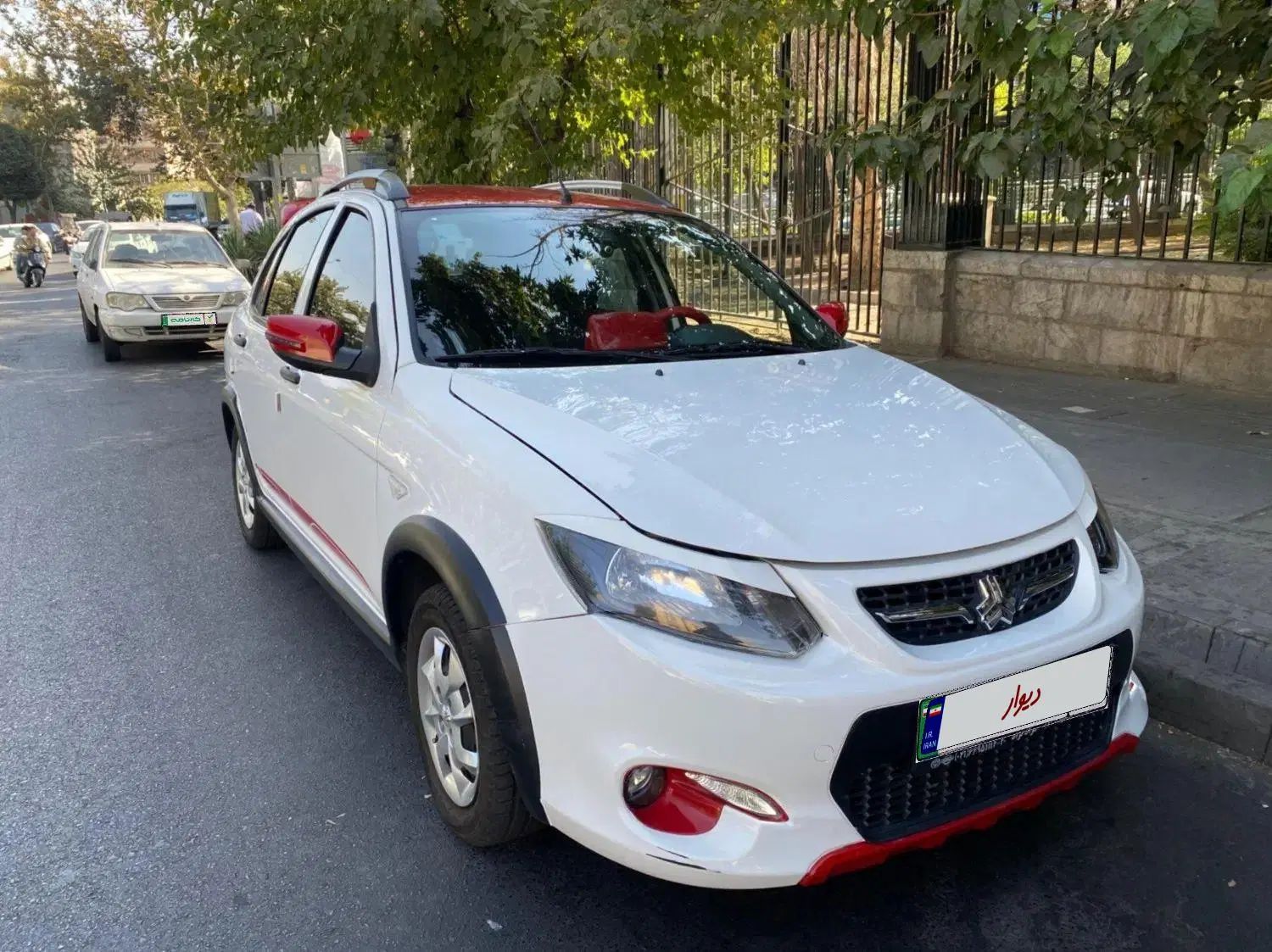 کوییک R دنده‌ای - 1402