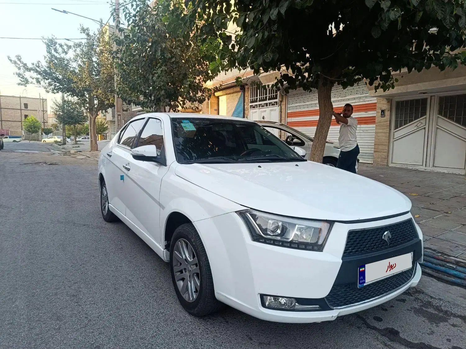 دنا پلاس ۵ دنده EF7 - 1401