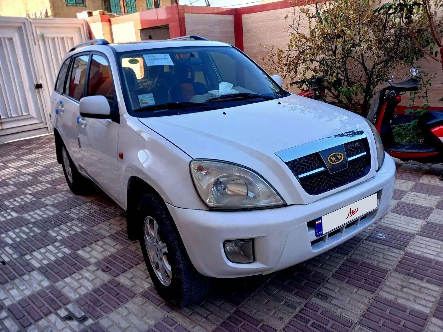 ام وی ام X33 دنده‌ای ساده - 1391