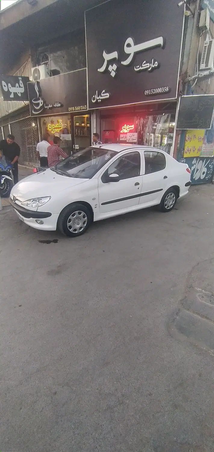 پژو ۲۰۶ صندوق دار v8 - 1398