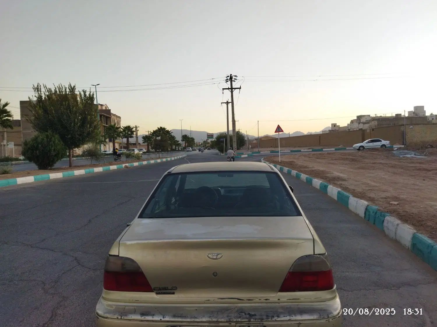 دوو سیلو سدان - 1380