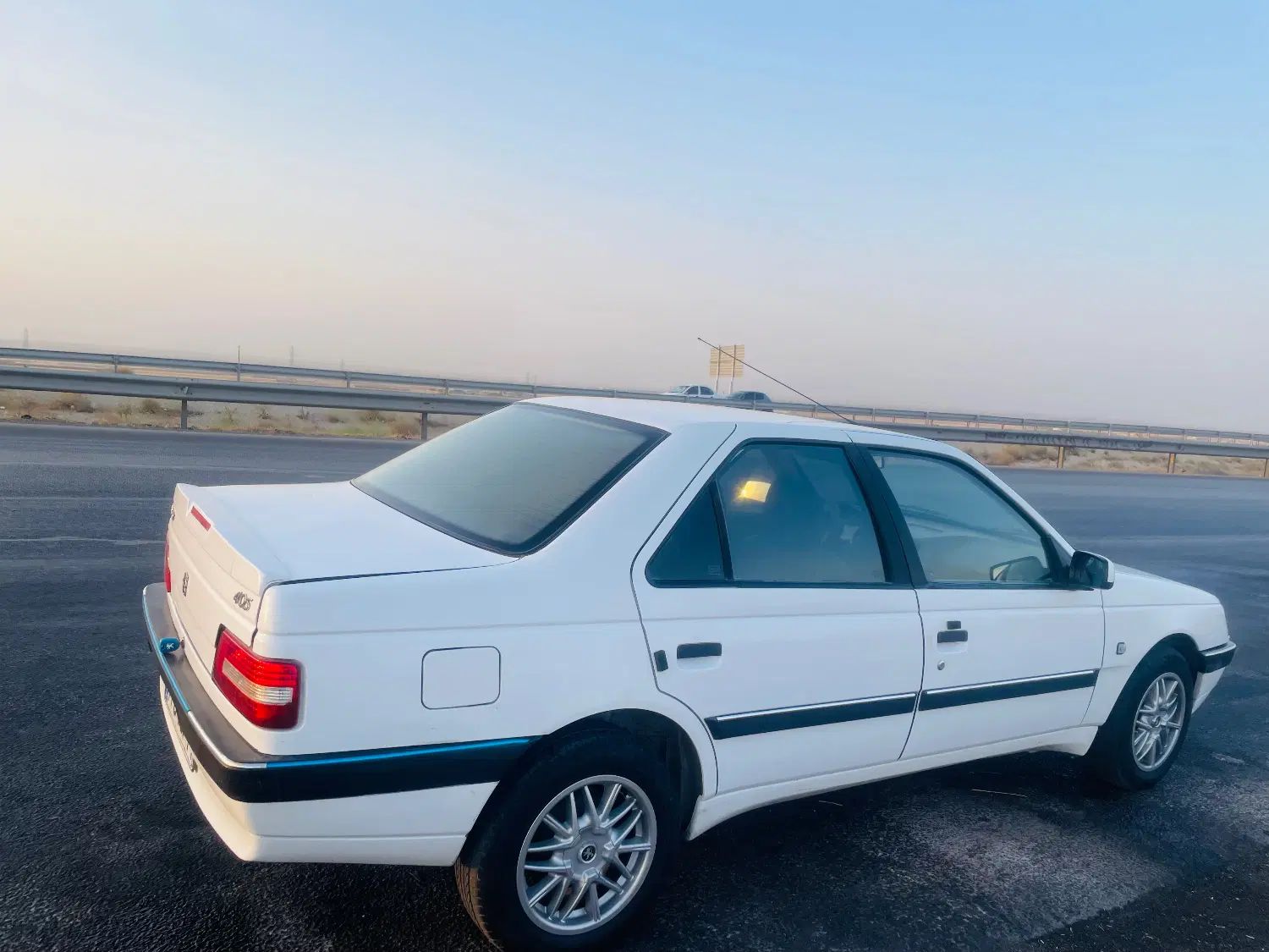 پژو 405 SLX بنزینی TU5 - 1399