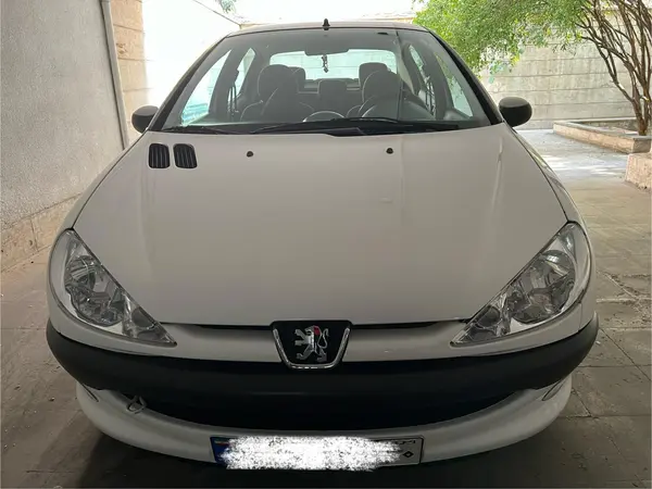 پژو ۲۰۶ صندوق دار v8 - 1398