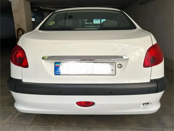 پژو ۲۰۶ صندوق دار v8 - 1398