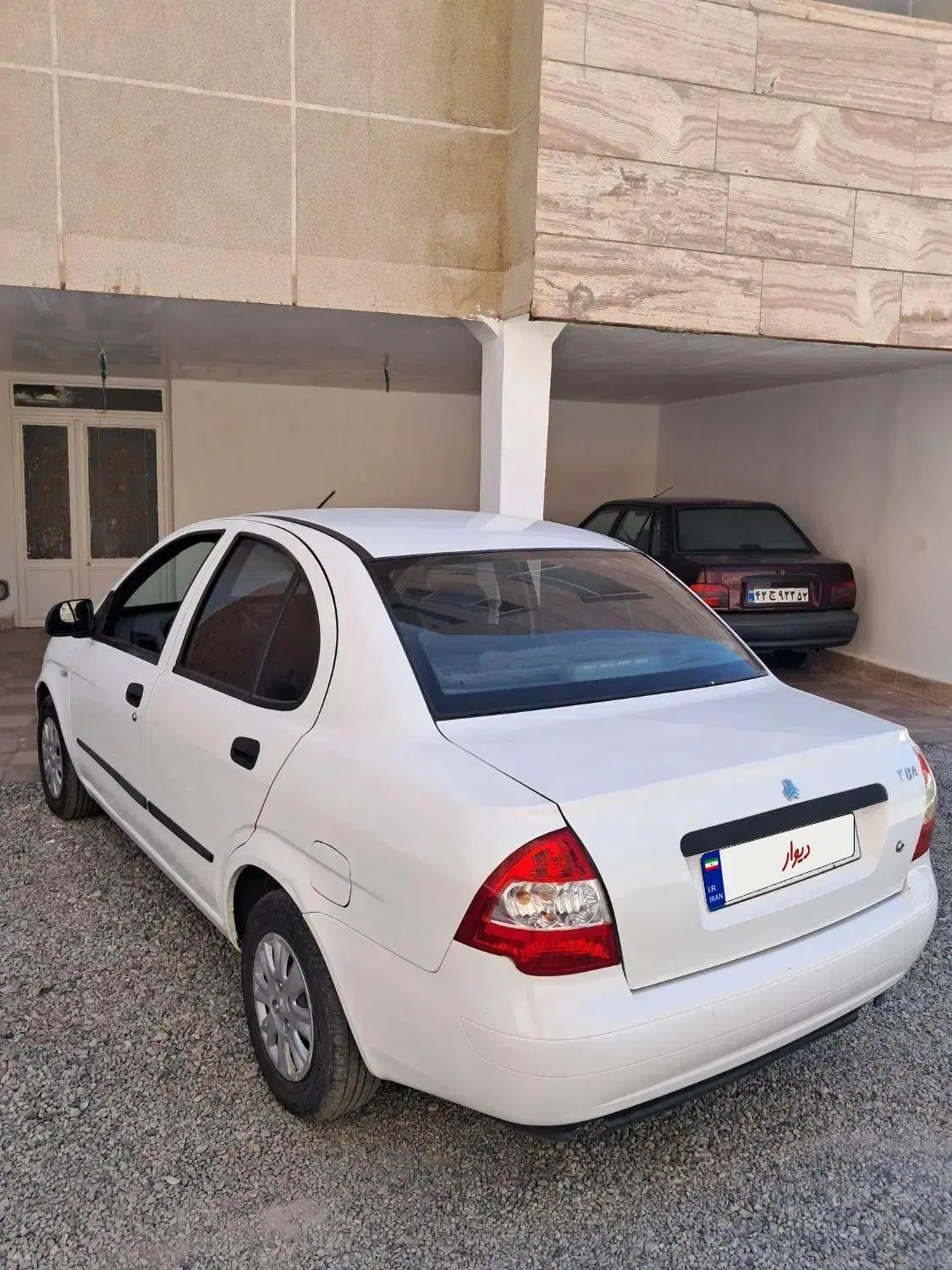 تیبا صندوق دار SX - 1398