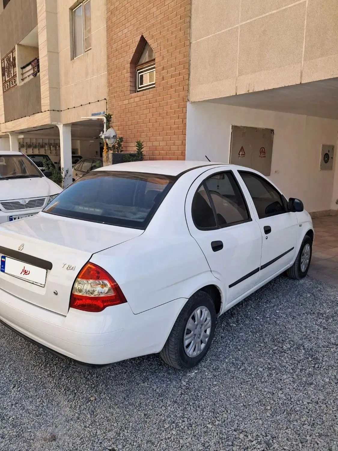 تیبا صندوق دار SX - 1398
