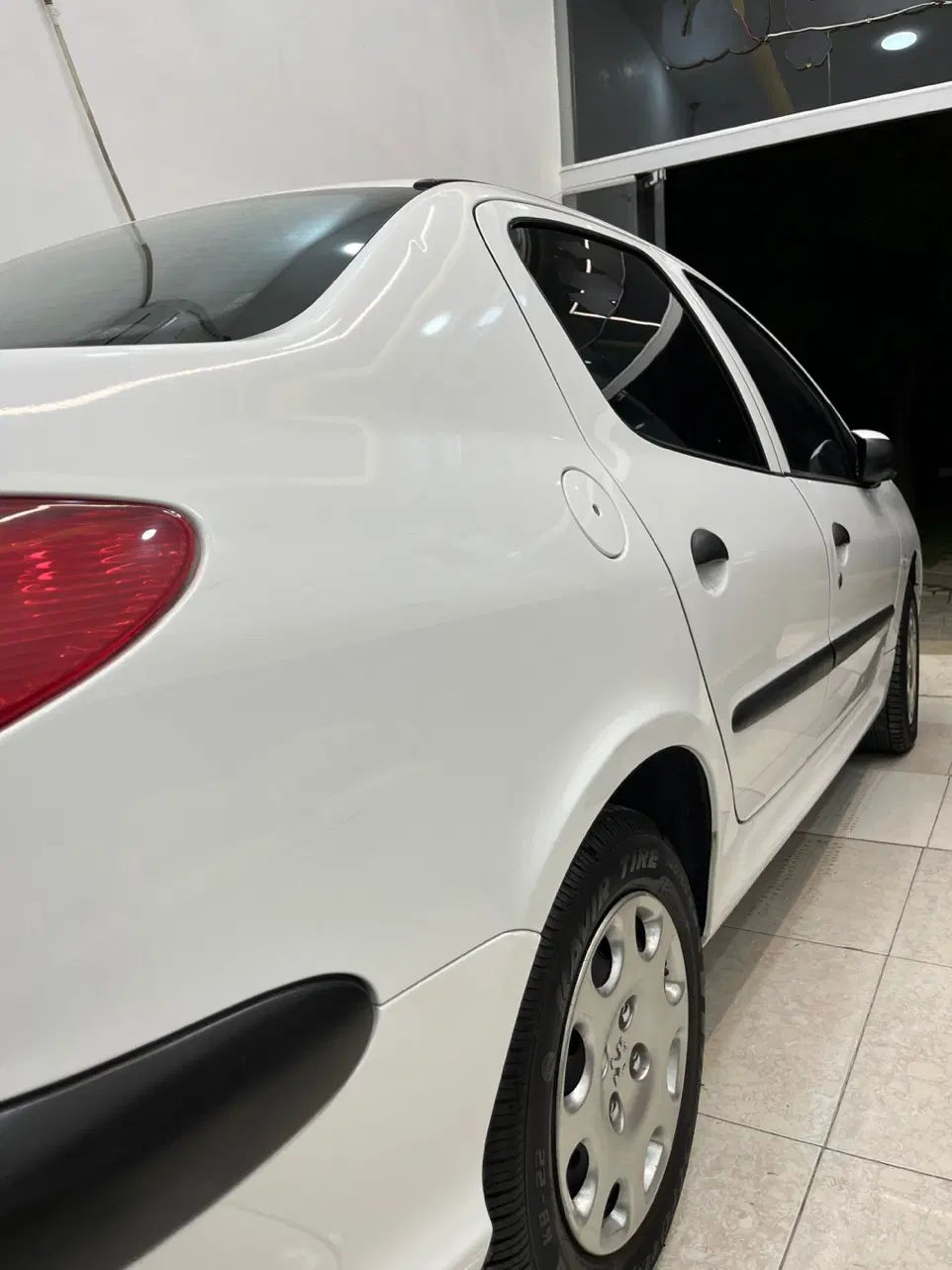 پژو ۲۰۶ صندوق دار v8 - 1397