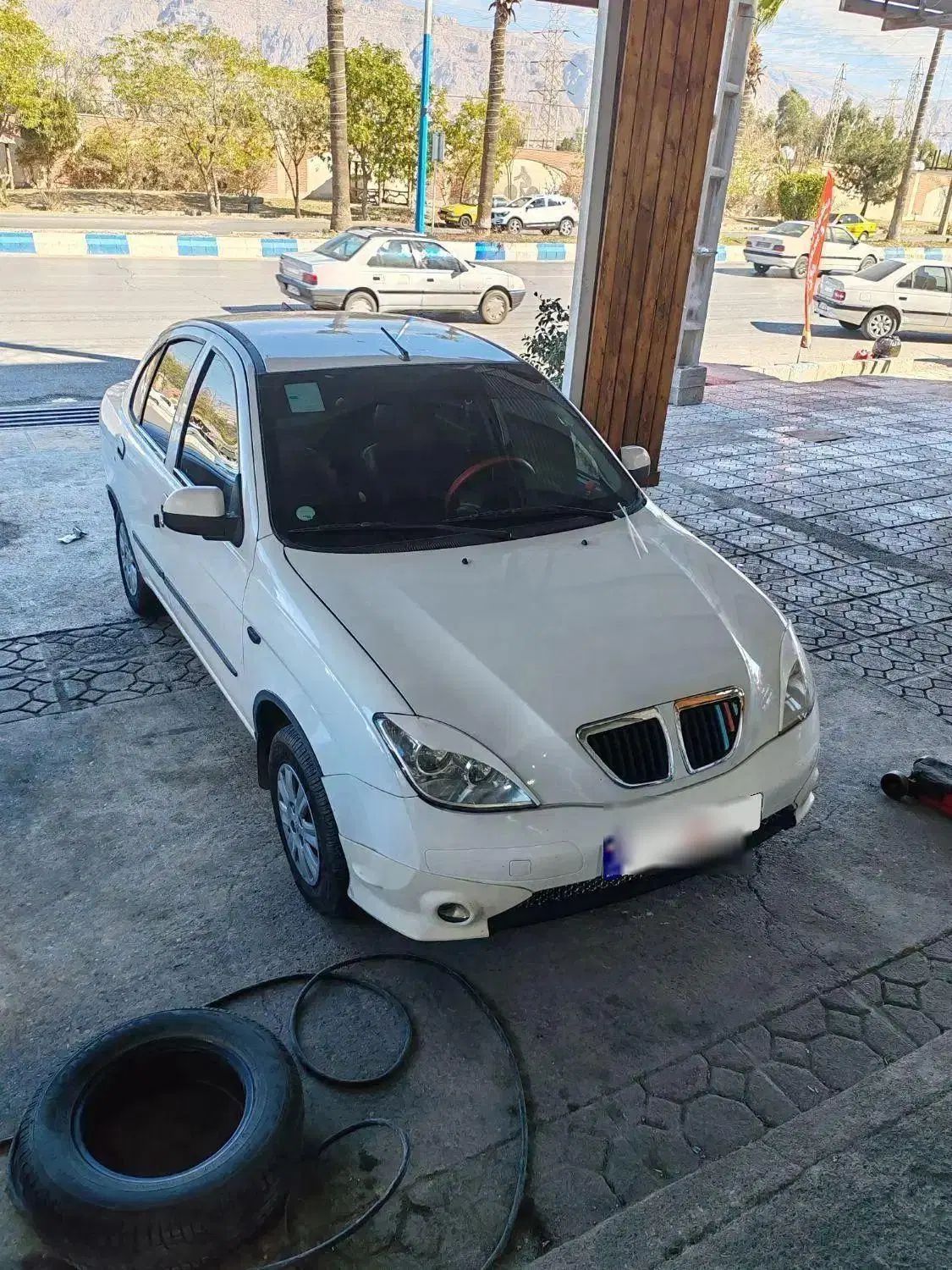 تیبا صندوق دار SX - 1401