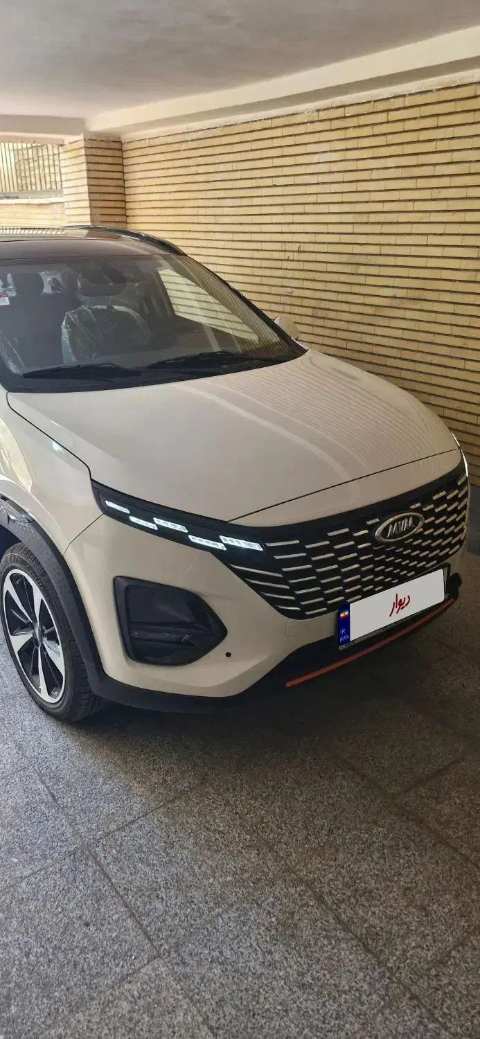 خودرو ام وی ام، X33 کراس آگهی ann_20225368