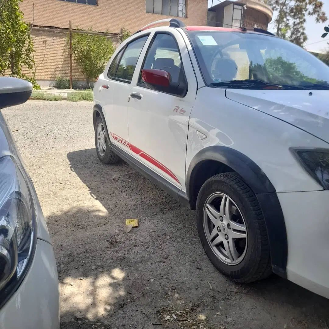 کوییک R دنده‌ای - 1399