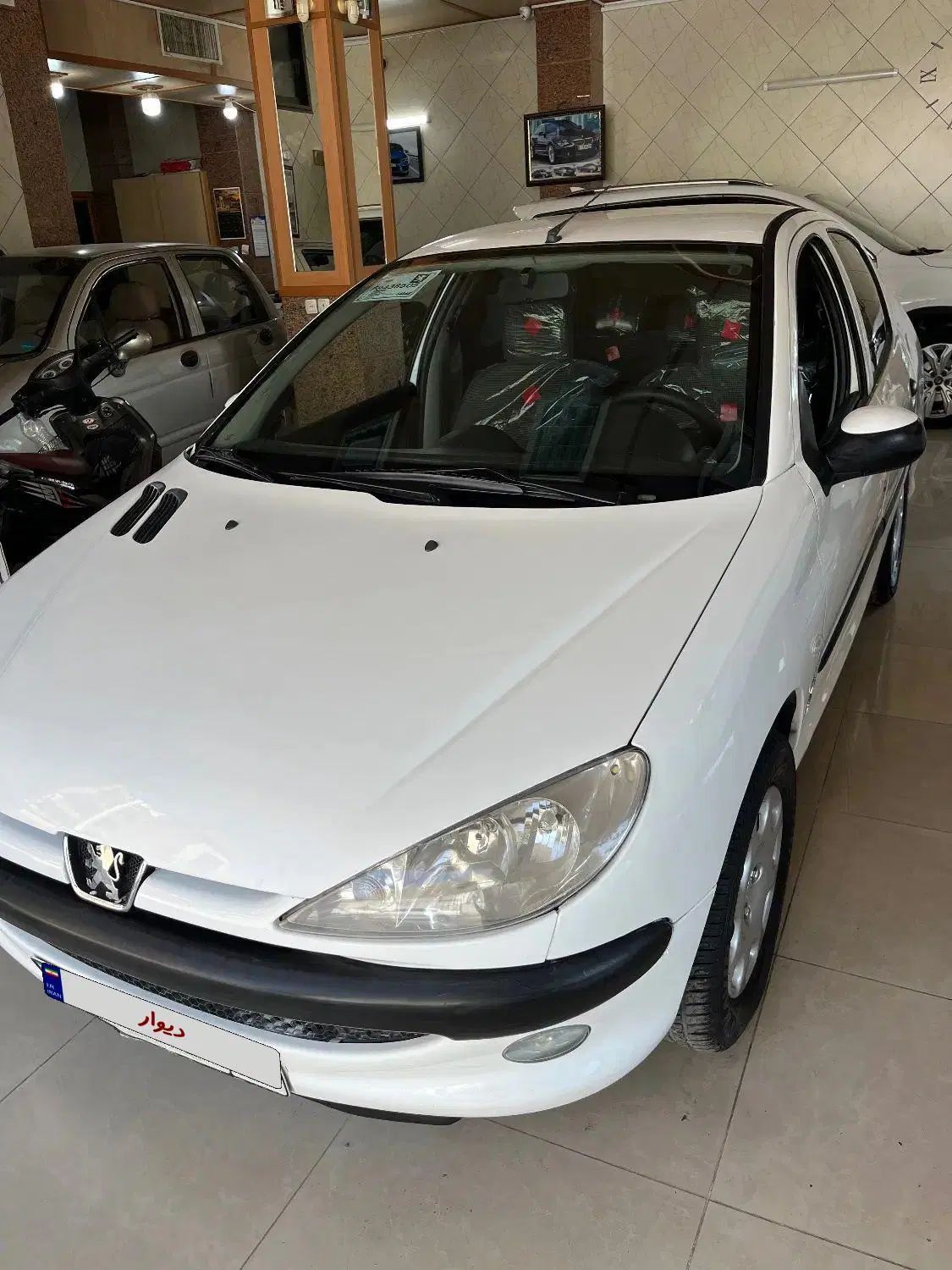 پژو ۲۰۶ صندوق دار v8 - 1394