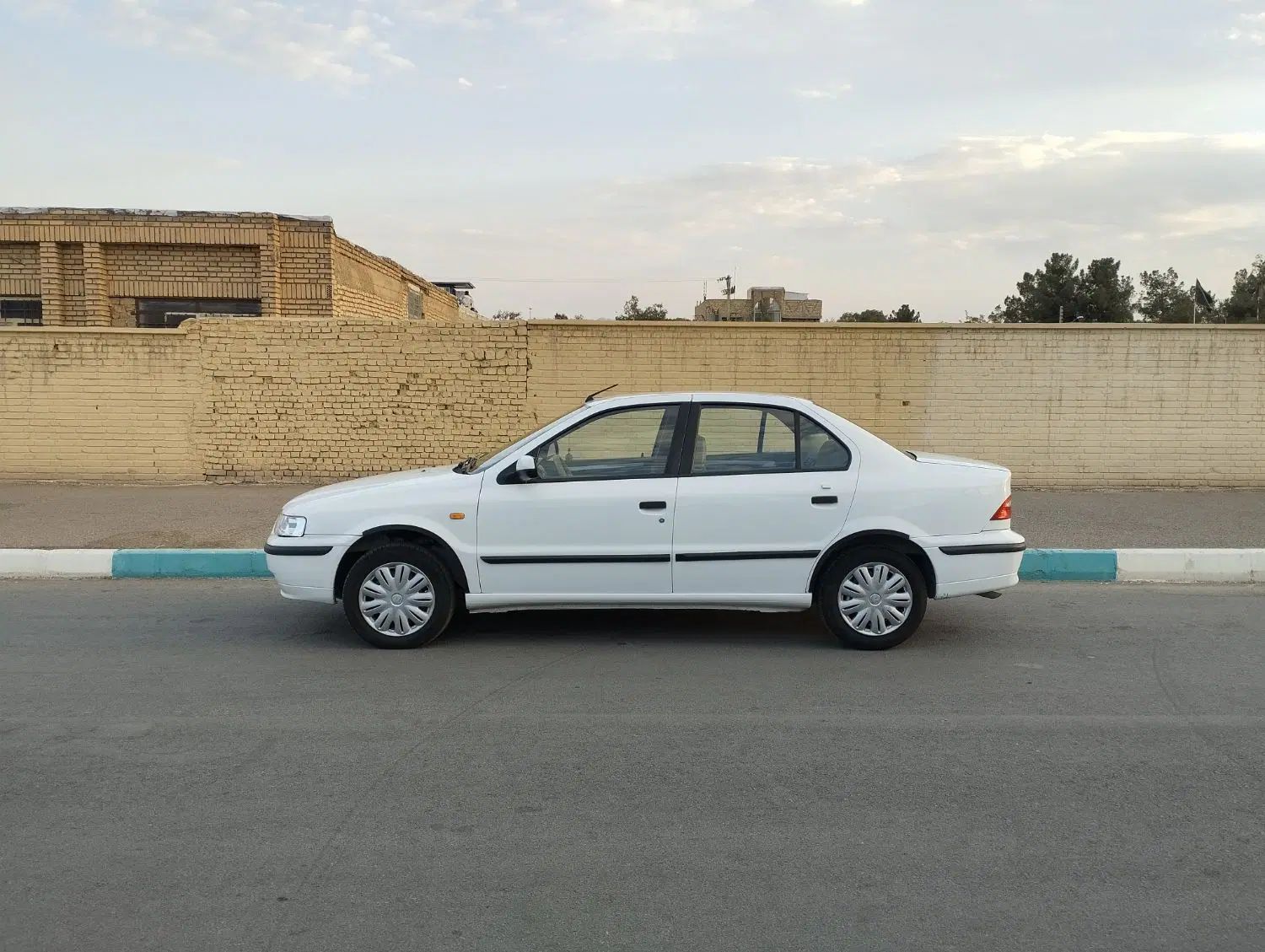 سمند LX XU7 - 1401