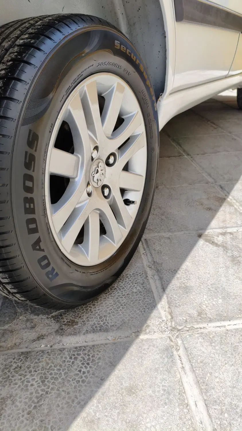 پژو 405 بنزینی GLX - TU5 - 1395