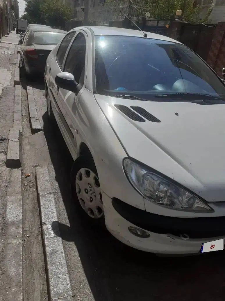 پژو ۲۰۶ صندوق دار v8 - 1396