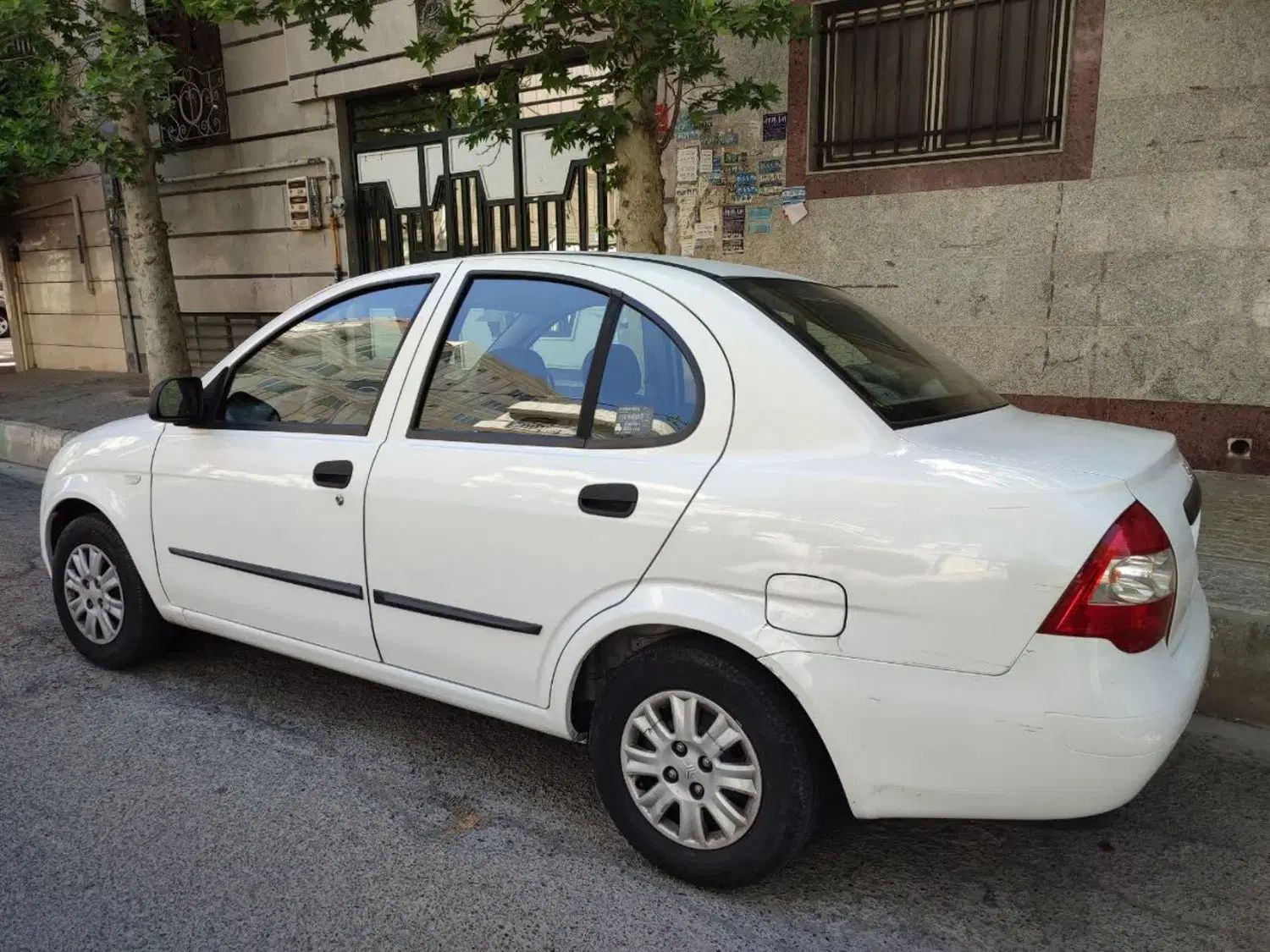 تیبا صندوق دار SX - 1400
