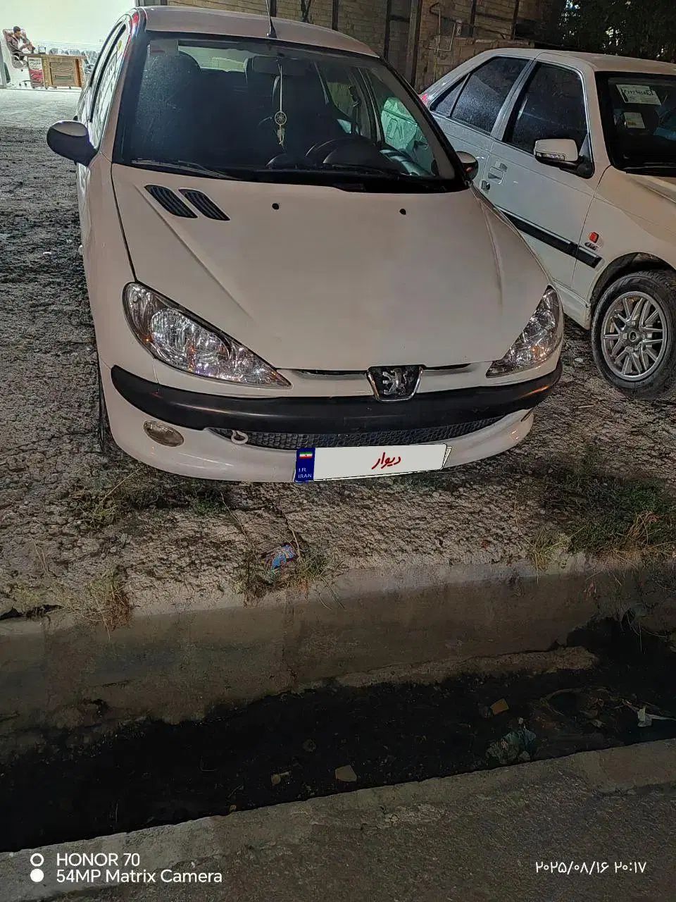 پژو ۲۰۶ صندوق دار v8 - 1396