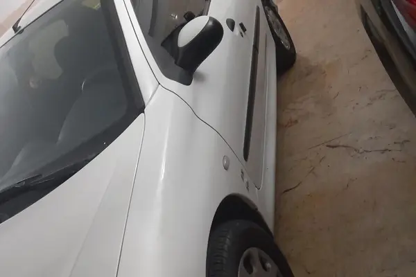 پژو ۲۰۶ صندوق دار v8 - 1396