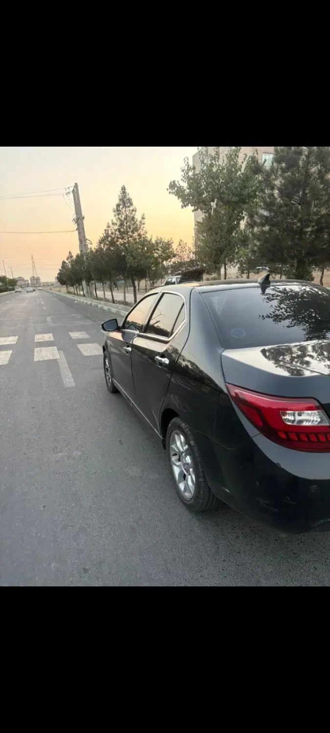 دنا پلاس توربو 6 دنده - 1402