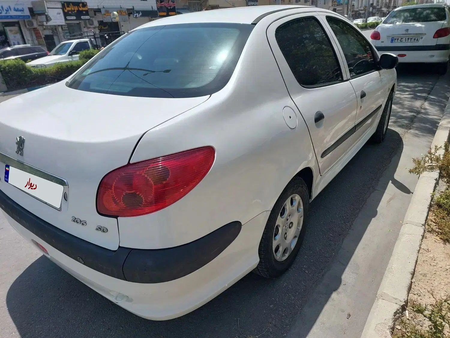 پژو ۲۰۶ صندوق دار v8 - 1395