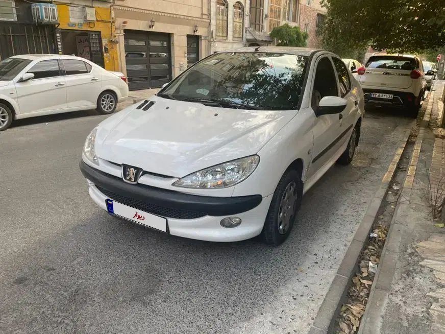 پژو ۲۰۶ صندوق دار v8 - 1394