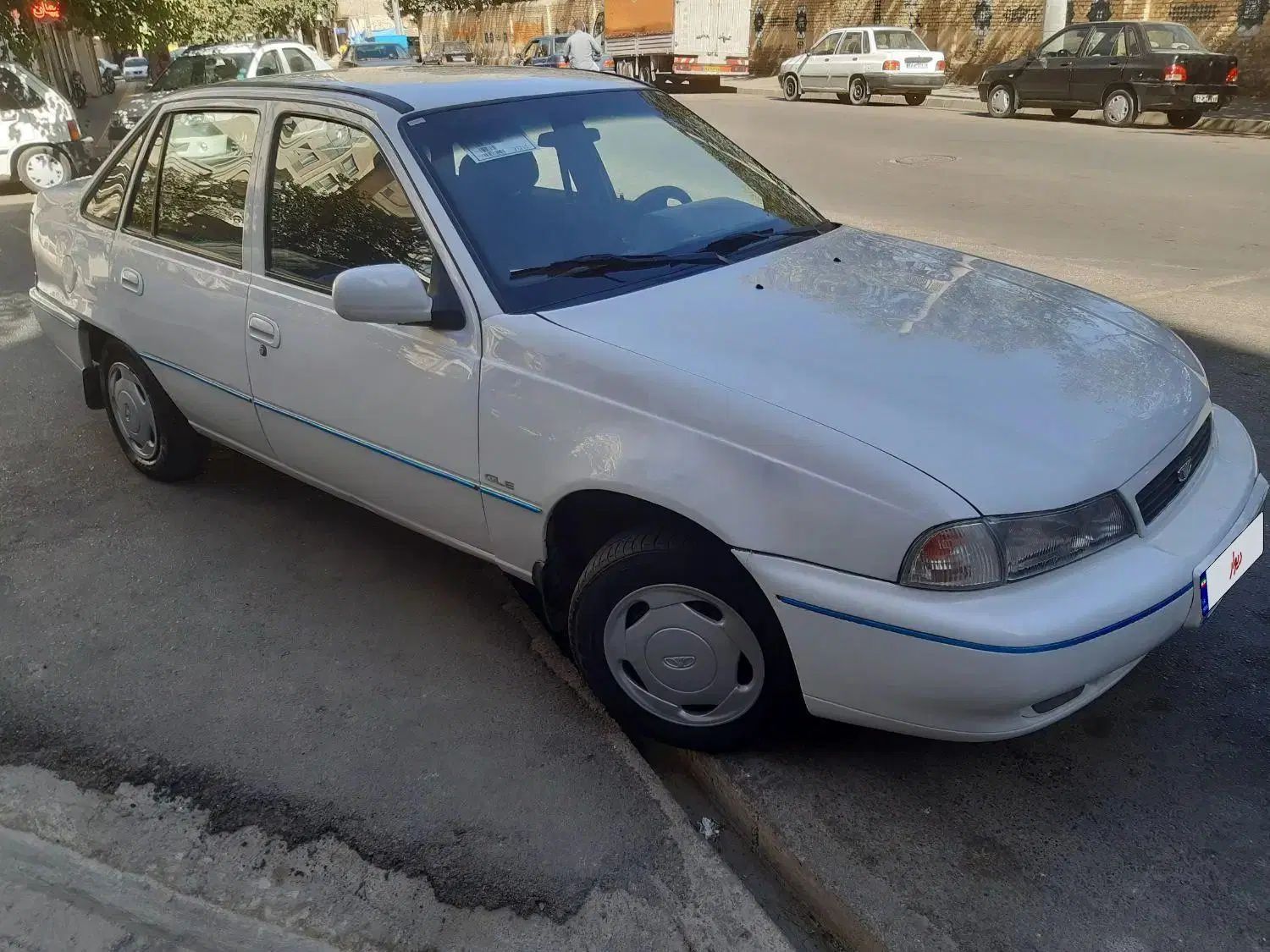 دوو سیلو سدان - 1382