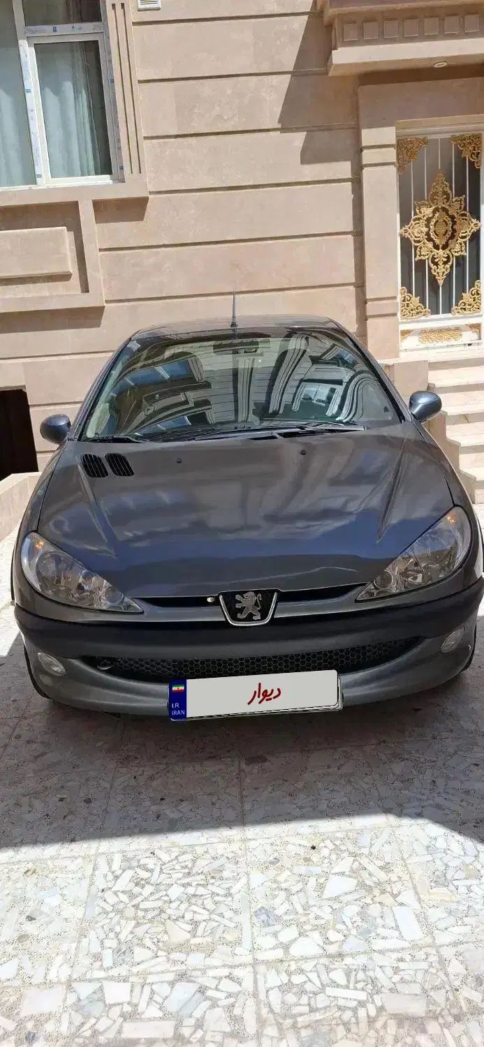 پژو ۲۰۶ صندوق دار v8 - 1394