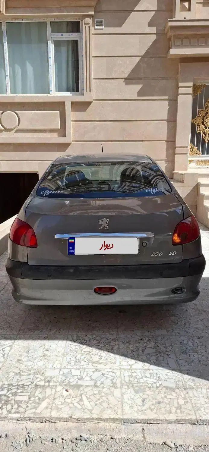 پژو ۲۰۶ صندوق دار v8 - 1394