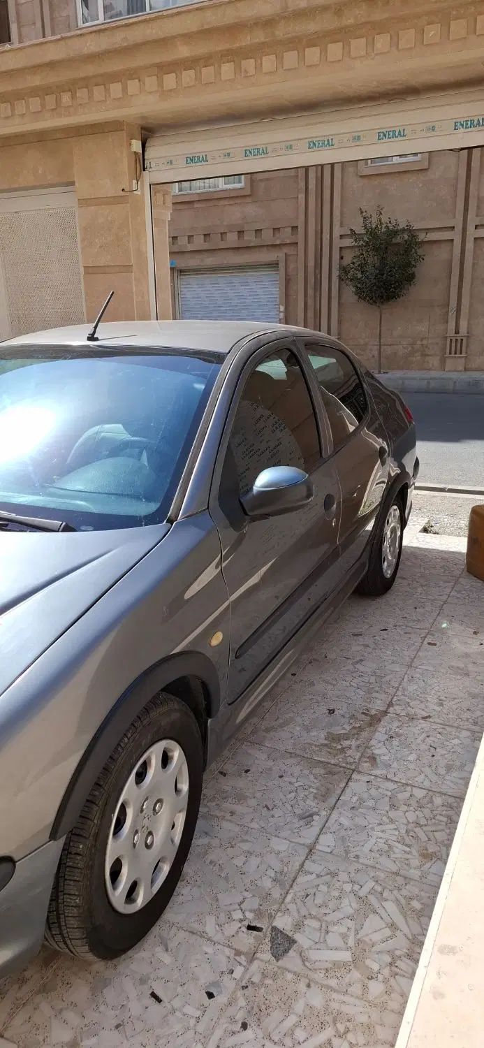 پژو ۲۰۶ صندوق دار v8 - 1394