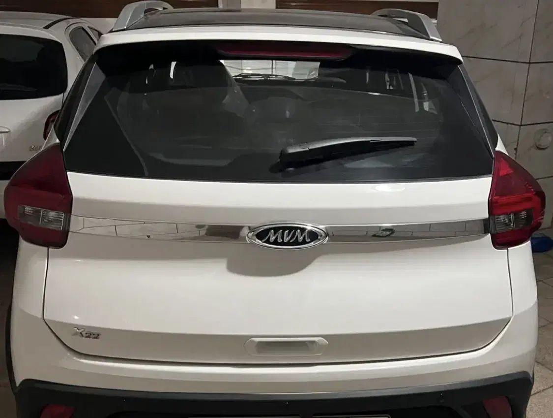 ام وی ام X22 دنده‌ای لاکچری - 1399