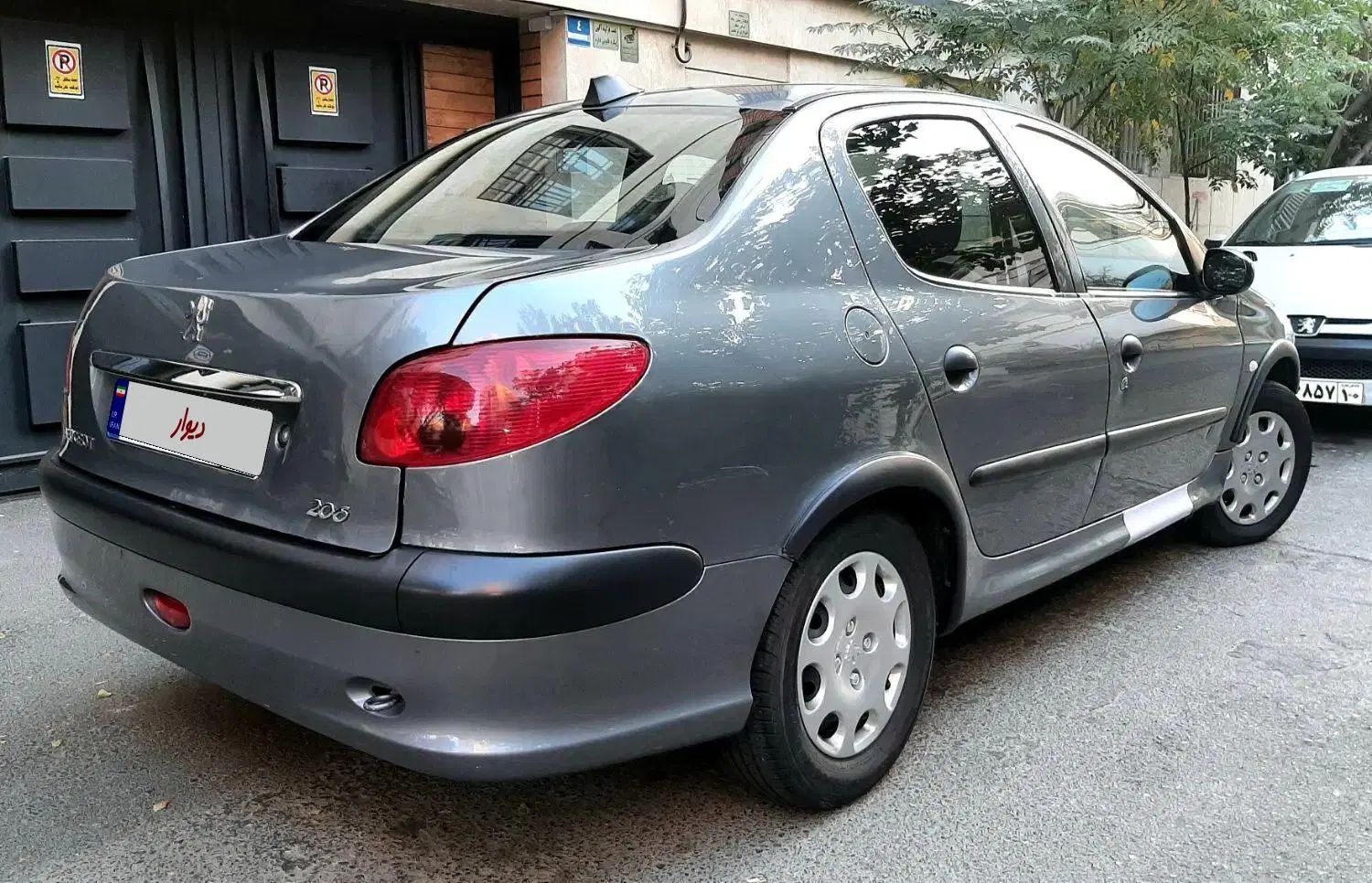پژو ۲۰۶ صندوق دار v9 - 1389