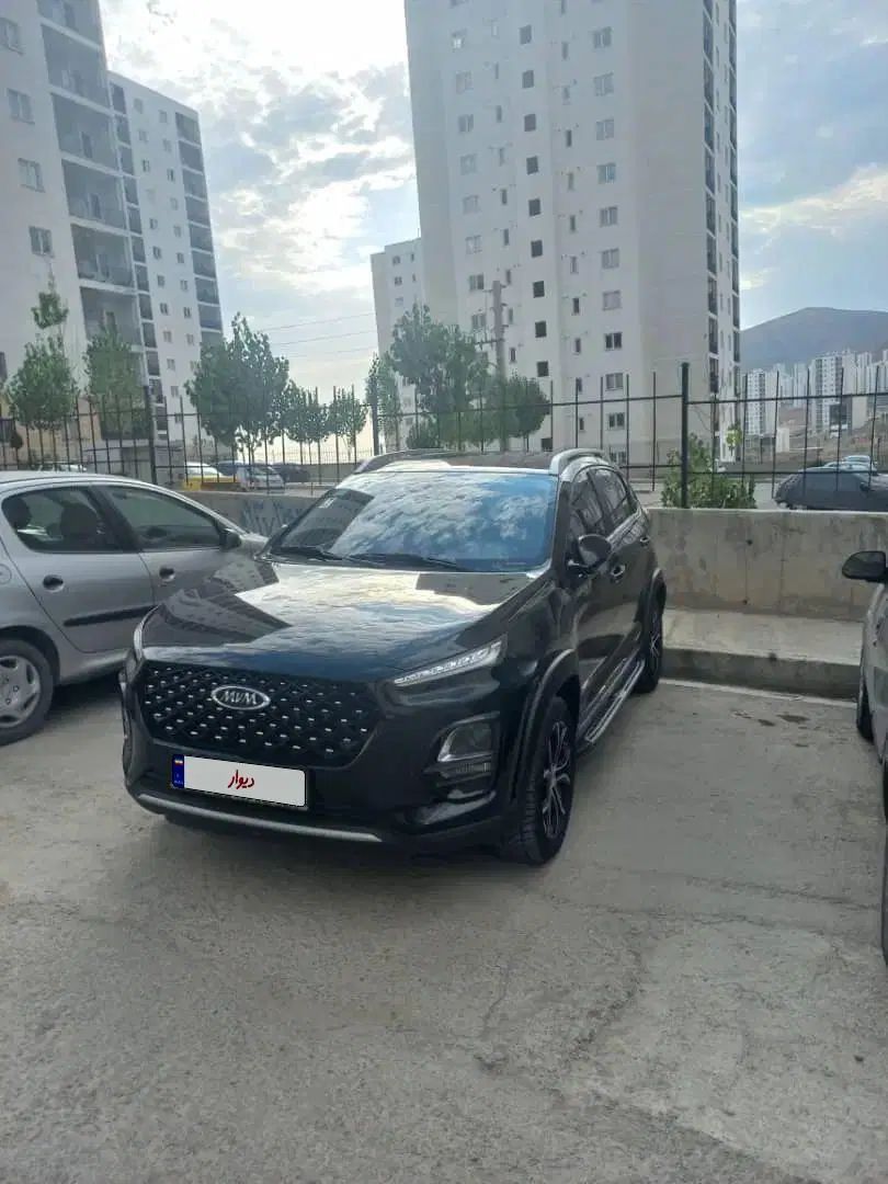 ام وی ام X22 پرو دنده‌ای - 1402