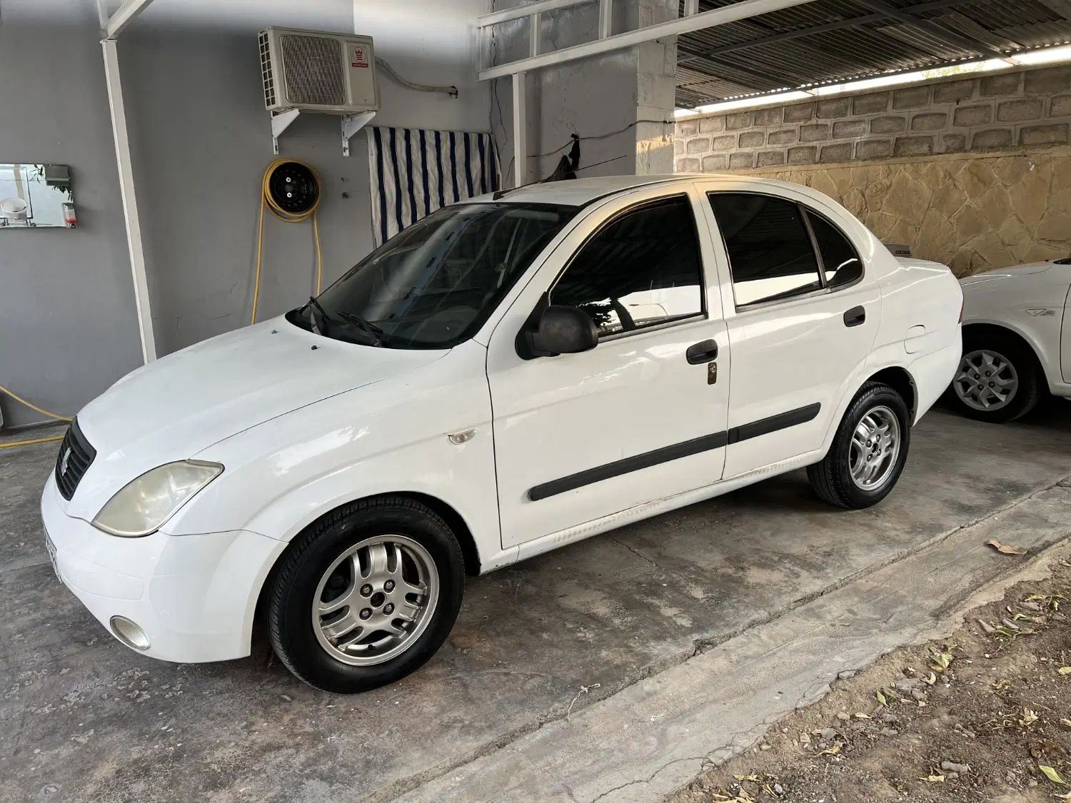 تیبا صندوق دار EX - 1394