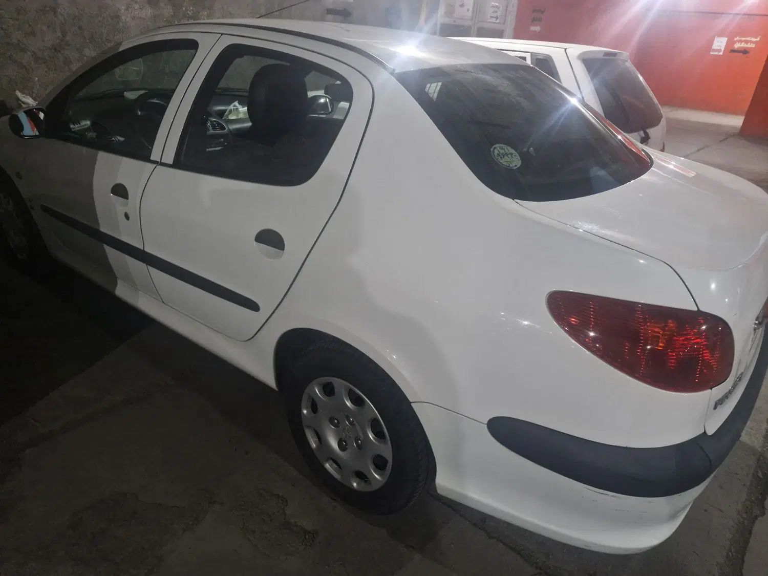پژو ۲۰۶ صندوق دار v8 - 1398