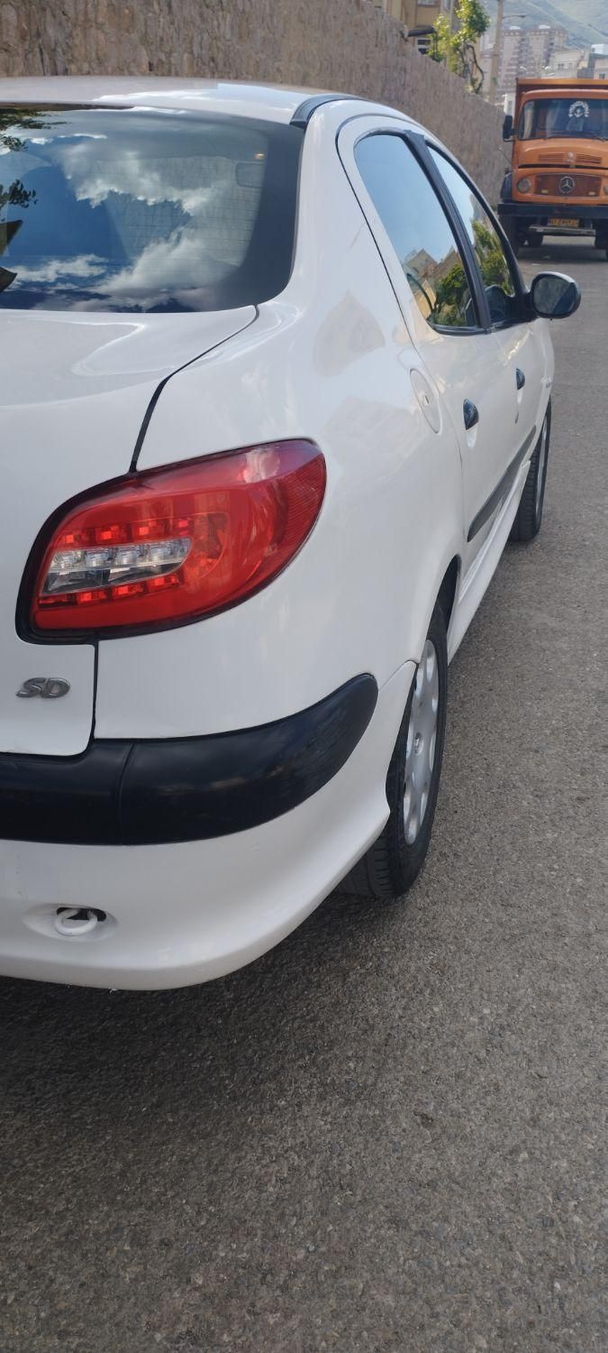 پژو ۲۰۶ صندوق دار v8 - 1386