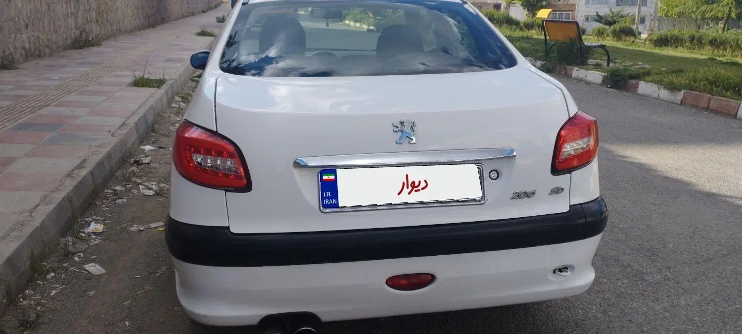 پژو ۲۰۶ صندوق دار v8 - 1386