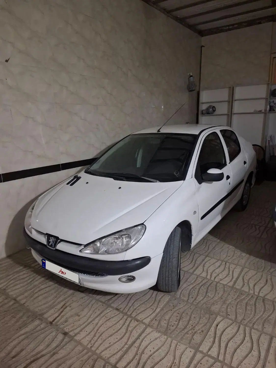 پژو ۲۰۶ صندوق دار v8 - 1390