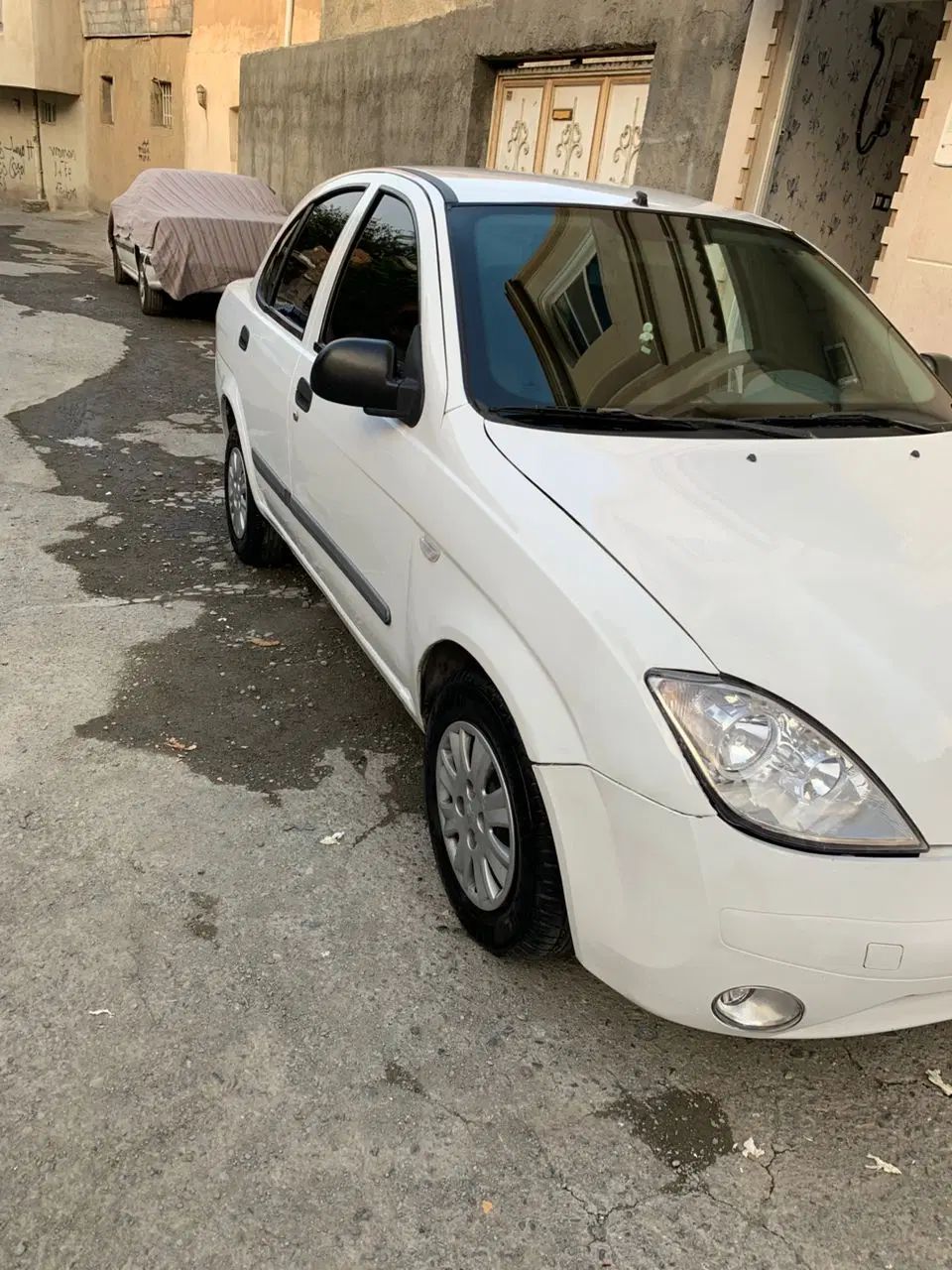 تیبا صندوق دار SL - 1392
