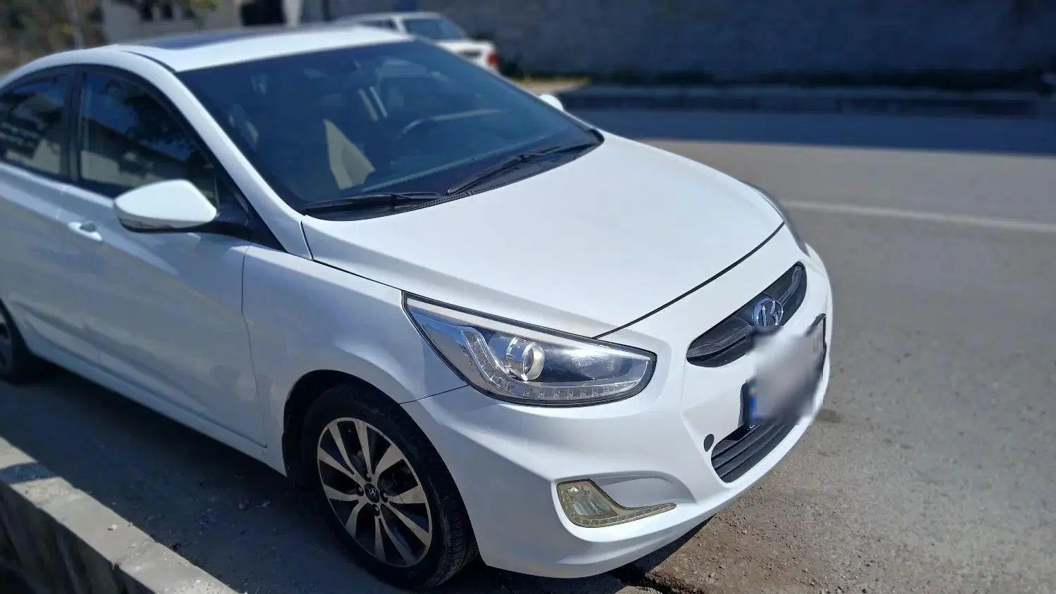 هیوندای اکسنت جی‌ال‌اس - 2015