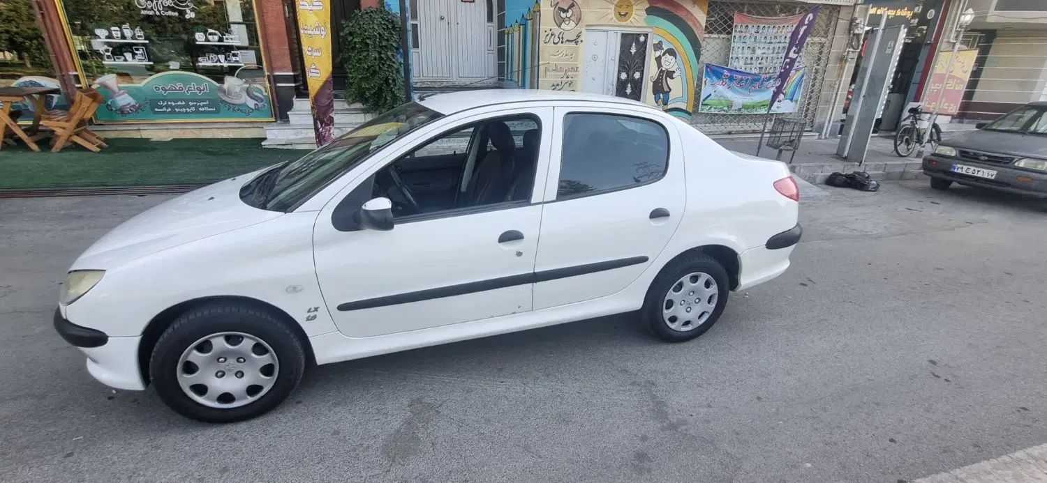 پژو ۲۰۶ صندوق دار v8 - 1393
