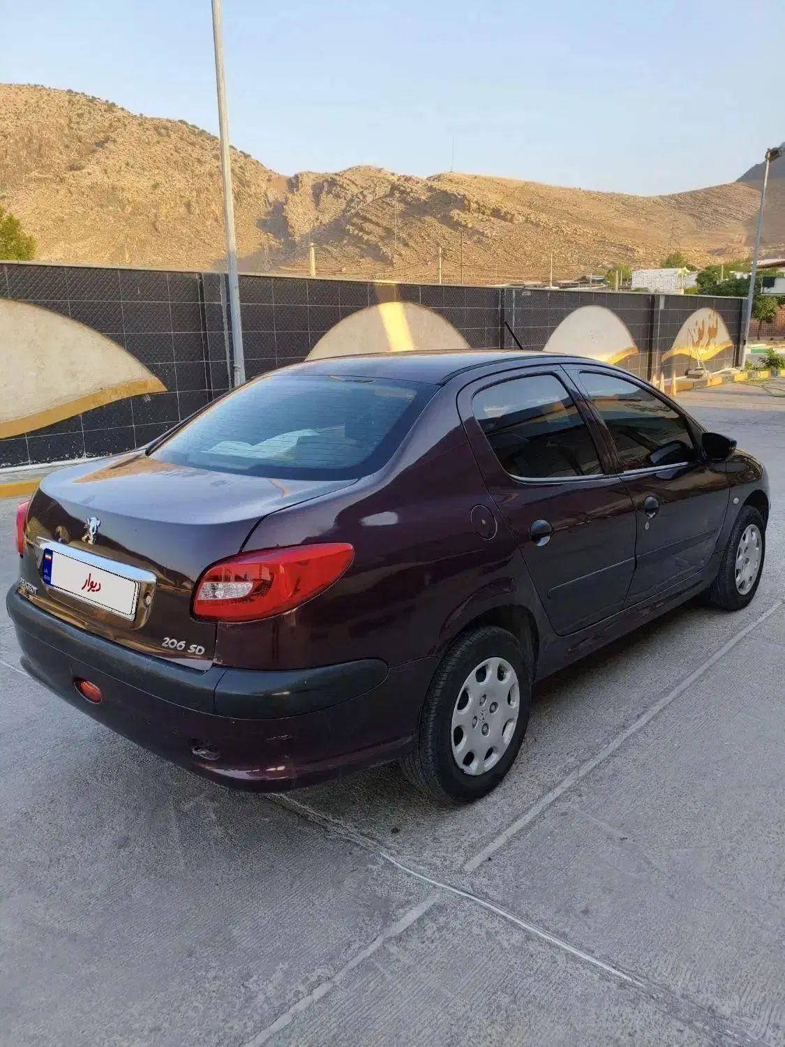 پژو ۲۰۶ صندوق دار v8 - 1392