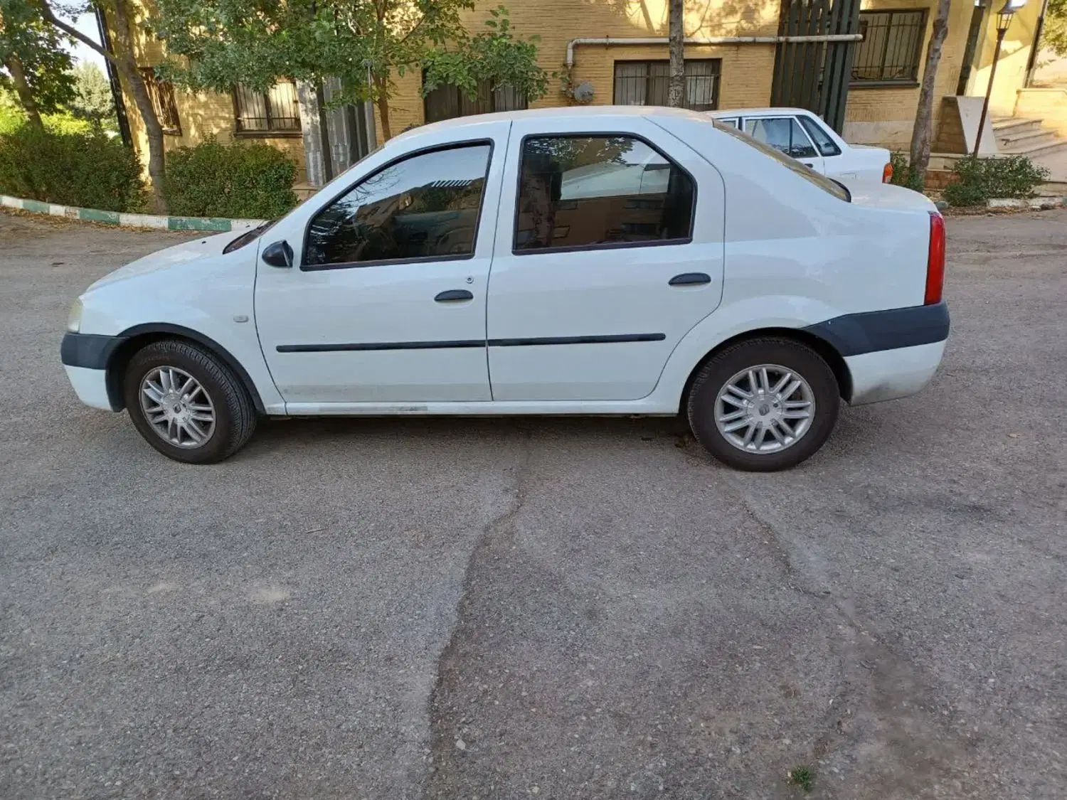 رنو تندر 90 E2 - 1396
