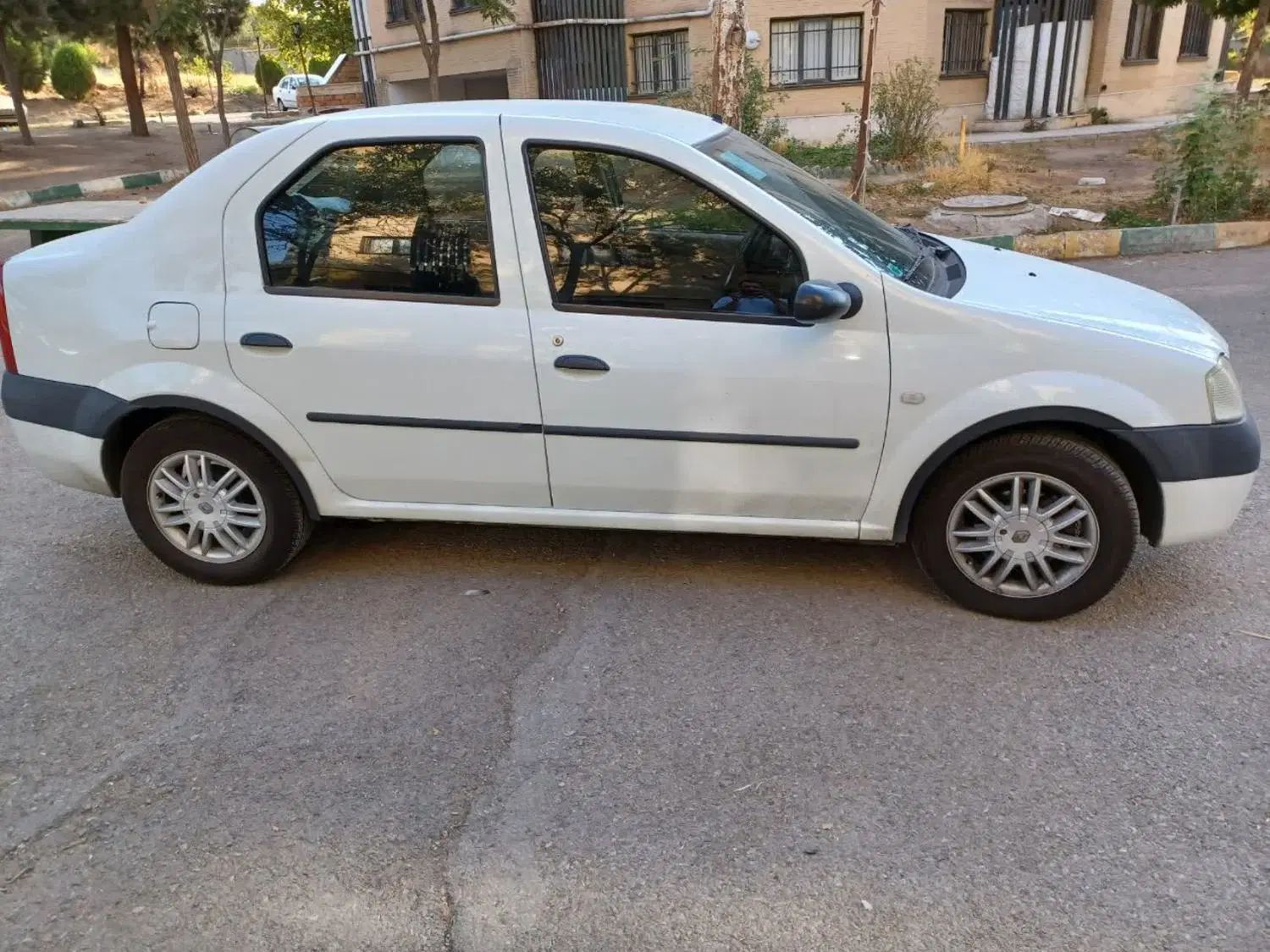 رنو تندر 90 E2 - 1396