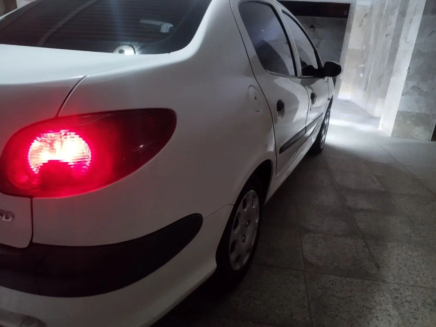 پژو ۲۰۶ صندوق دار v8 - 1400