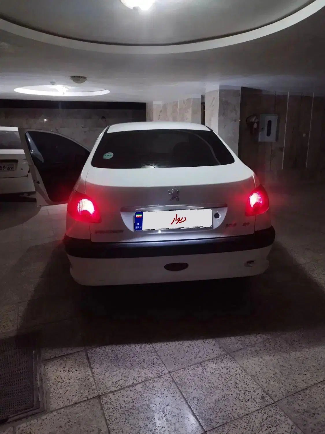 پژو ۲۰۶ صندوق دار v8 - 1400