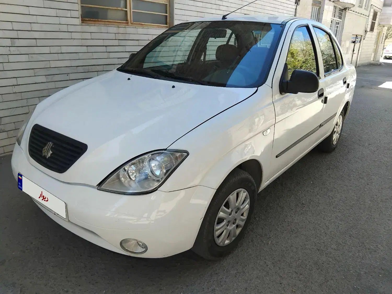 تیبا صندوق دار SX - 1400